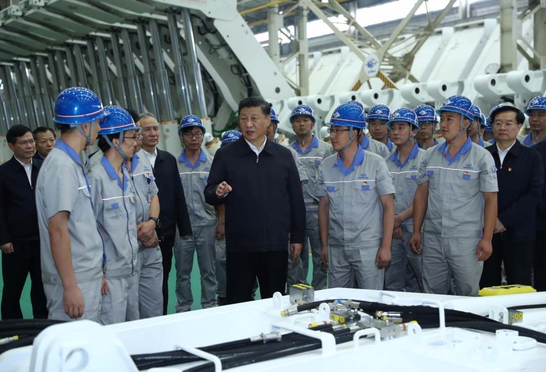习近平总书记视察煤机 (4).jpg