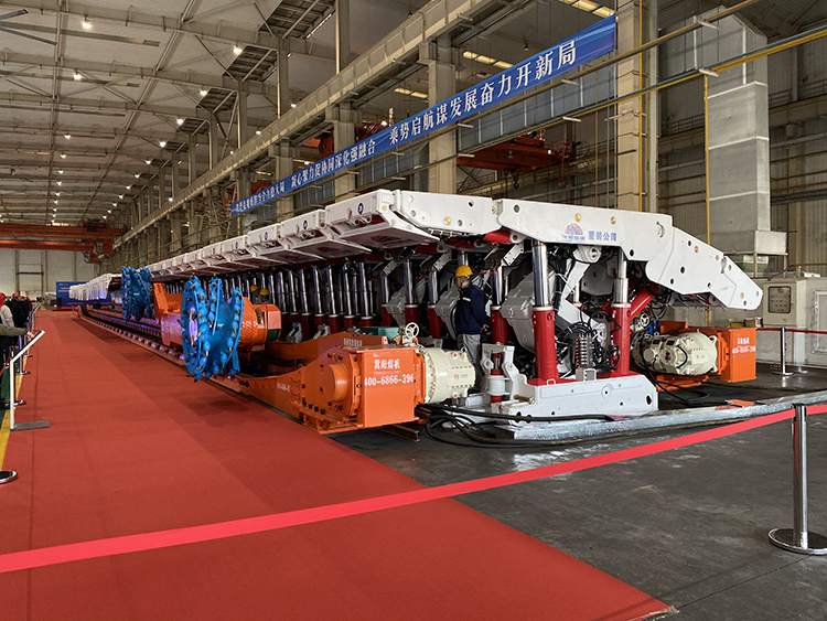 郑州市嵩阳煤机实现重要突破：&ldquo;三机一架&rdquo;（掘进机、采煤机、输送机、液压支架）成功出口越南